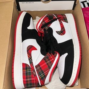 JORDAN 1 MID GRADE SCHOOL.